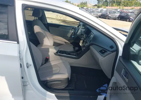 2019 Hyundai Sonata Se из США, поврежденный, VIN 5NPE24AF1KH777058